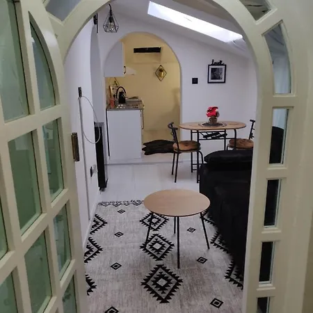 Stan Na Dan Kolobara Apartment *