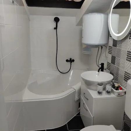 Stan Na Dan Kolobara Apartman *